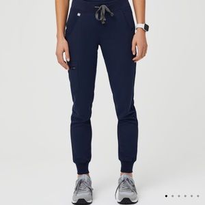 Figs Zamora Jogger Scrub Pants Size “Small Tall”